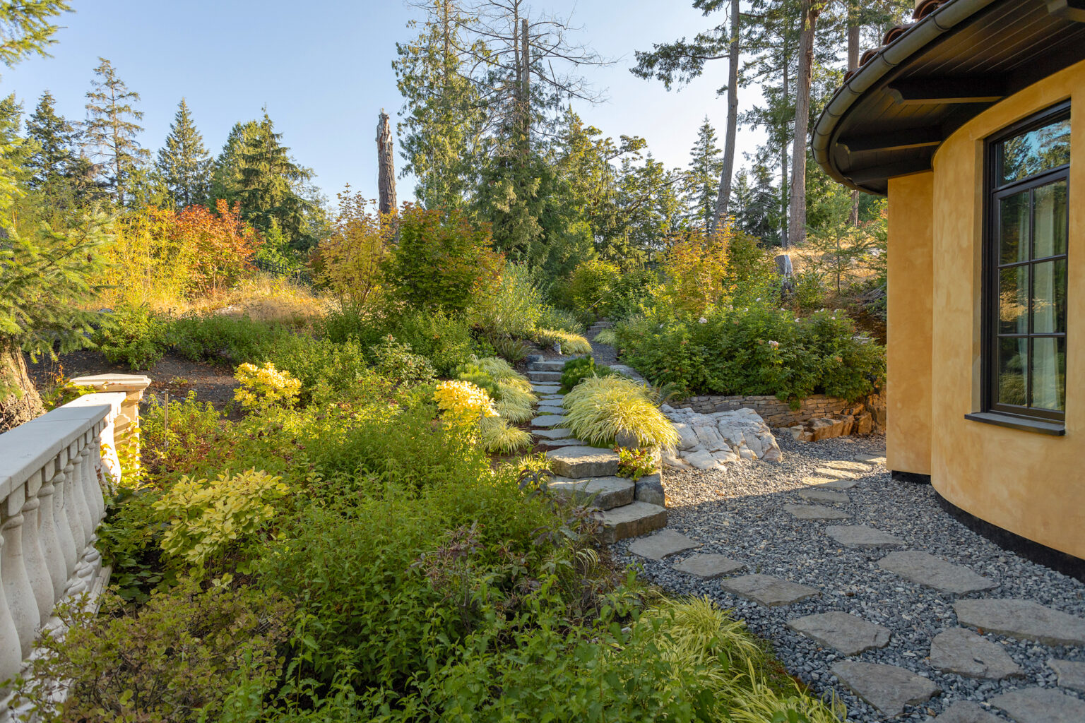 High end landscape construction by Fossil Landscape Construction in Vancouver BC featuring refined outdoor spaces, detailed craftsmanship and timeless design.