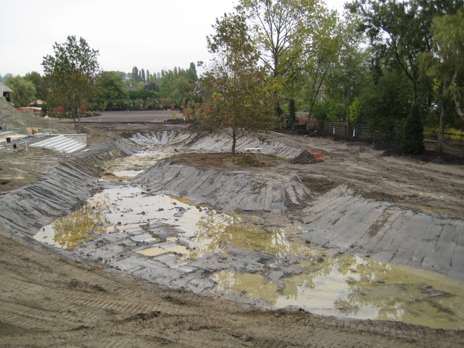 High end landscape construction by Fossil Landscape Construction in Vancouver BC featuring refined outdoor spaces, detailed craftsmanship and timeless design.