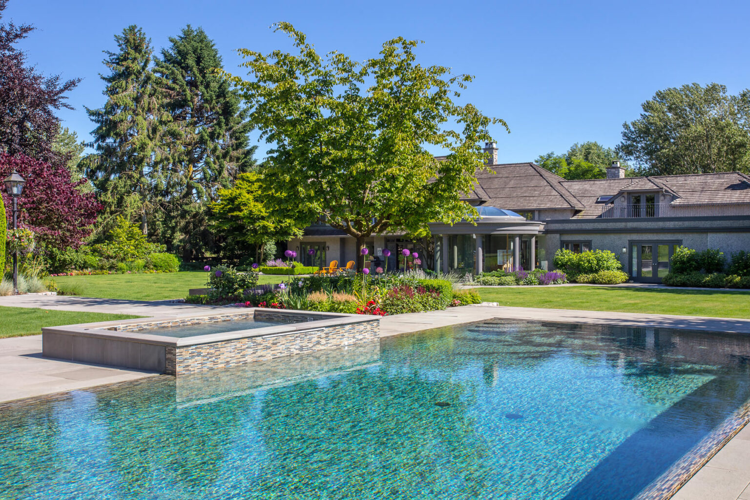 High end landscape construction by Fossil Landscape Construction in Vancouver BC featuring refined outdoor spaces, detailed craftsmanship and timeless design.